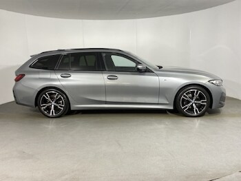 Used BMW 3 Series 2022 for sale - 76982315: Photo