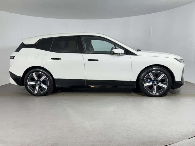 Used BMW iX 2022 for sale - 77077075: Photo 3