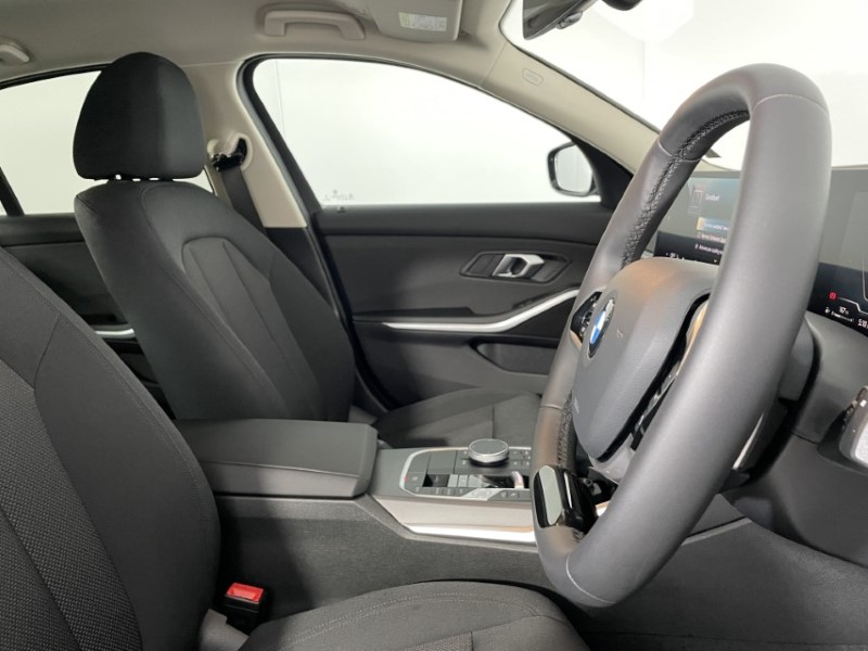 Used BMW 3 Series 2025 for sale - 76980896: Photo 11