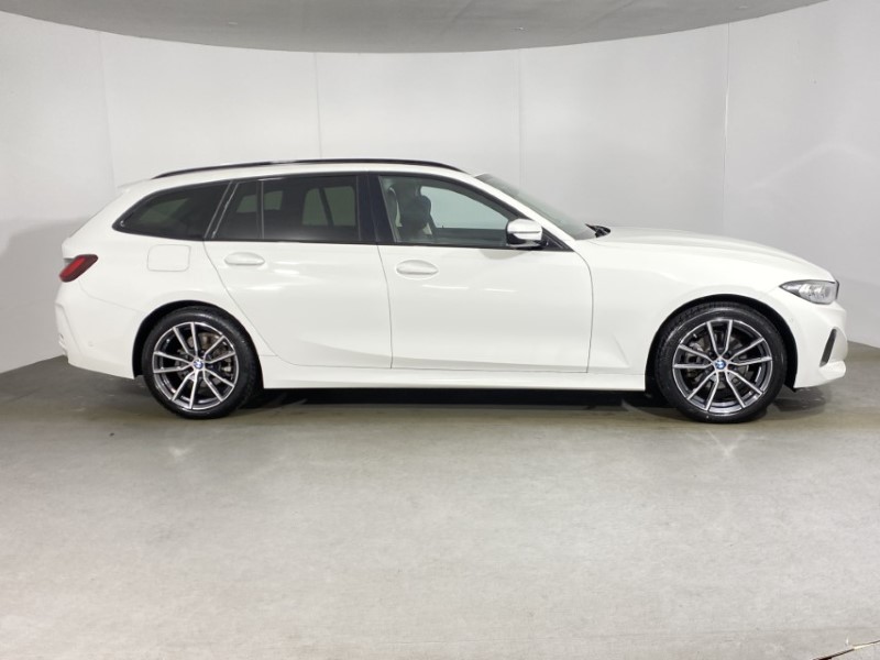 Used BMW 3 Series 2025 for sale - 76982271: Photo 3