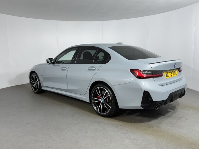 Used BMW 3 Series 2023 for sale - 77519402: Photo 2