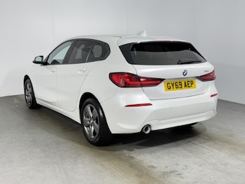 Used BMW 1 Series 2020 for sale - 77602047: Photo