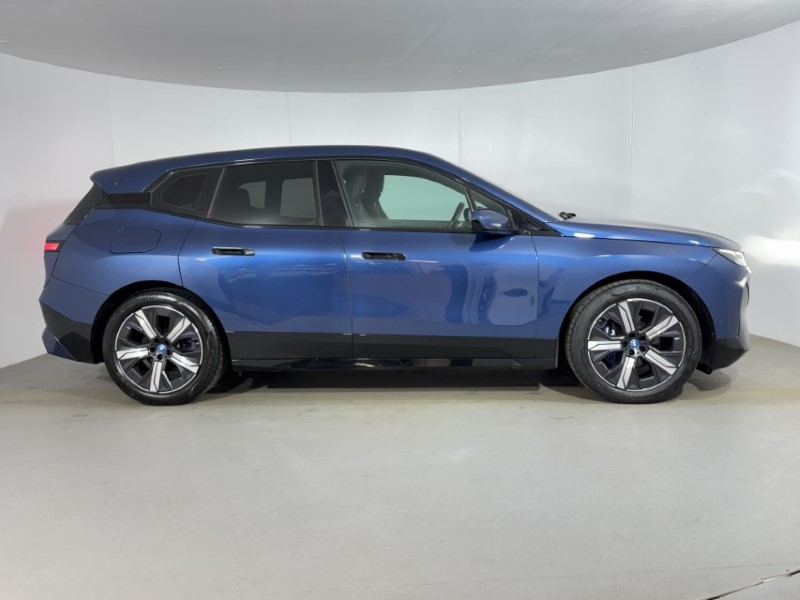 Used BMW iX 2022 for sale - 77665218: Photo 3
