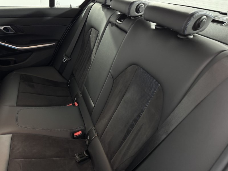 Used BMW 3 Series 2024 for sale - 77274378: Photo 12