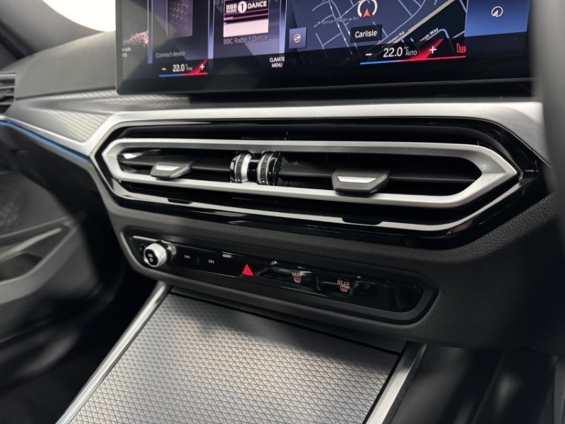 Used BMW 3 Series 2024 for sale - 77274378: Photo 30