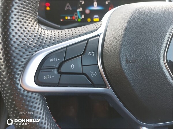 Used Renault Clio 2023 for sale - 76965803: Photo 18