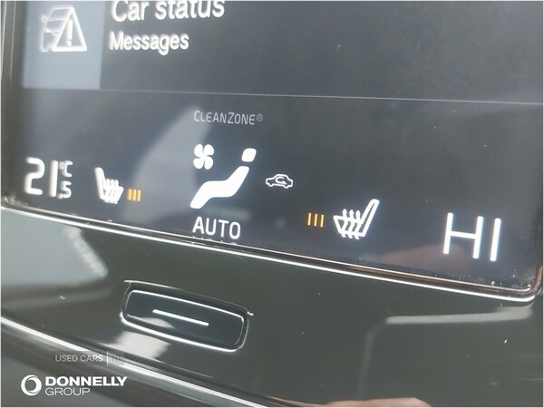 Used Volvo XC40 2019 for sale - 76271232: Photo 31
