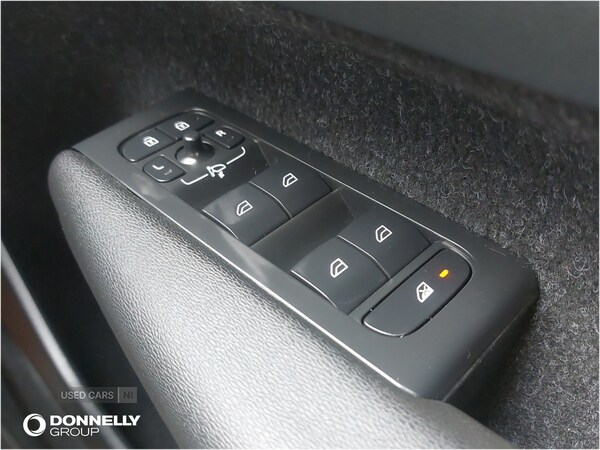 Used Volvo XC40 2019 for sale - 76271232: Photo 33