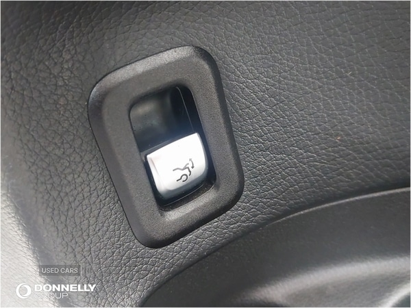 Used Mercedes-Benz GLC 2019 for sale - 76139007: Photo 55