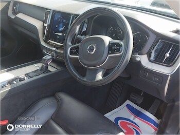 Used Volvo XC60 2018 for sale - 76085594: Photo