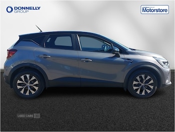 Used Renault Captur 2022 for sale - 75429959: Photo