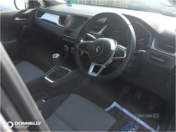 Used Renault Captur 2022 for sale - 75429959: Photo