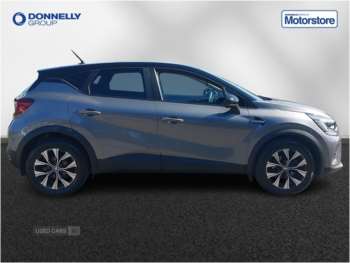 Used Renault Captur 2022 for sale - 74243778: Photo