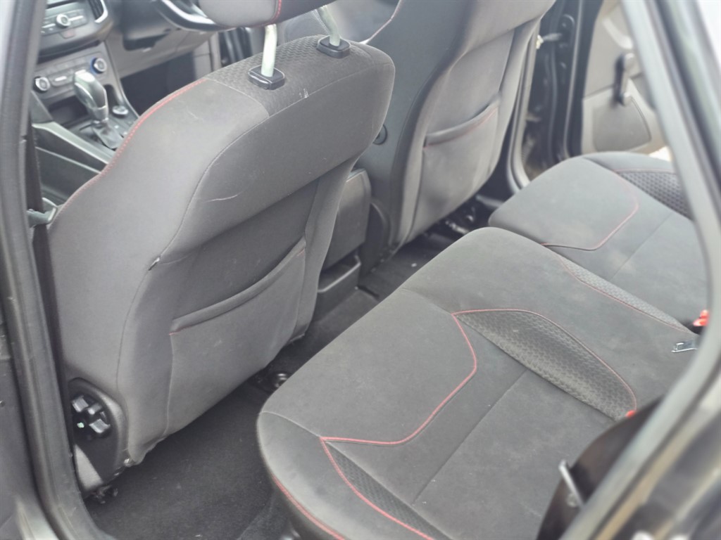 Used Ford Focus 2017 for sale - 77025688: Photo 13