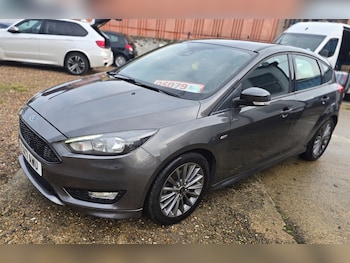 Used Ford Focus 2017 for sale - 77025688: Photo