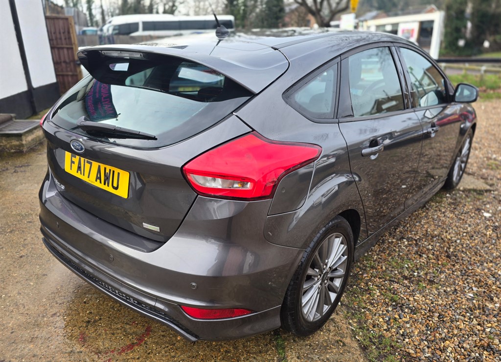 Used Ford Focus 2017 for sale - 77025688: Photo 8