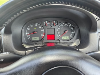 Used Volkswagen Golf 2002 for sale - 75570659: Photo