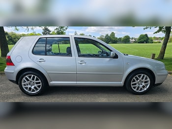 Used Volkswagen Golf 2002 for sale - 75570659: Photo
