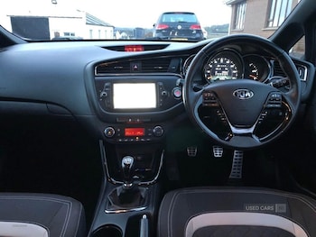 Used Kia Ceed 2018 for sale - 76215975: Photo 2