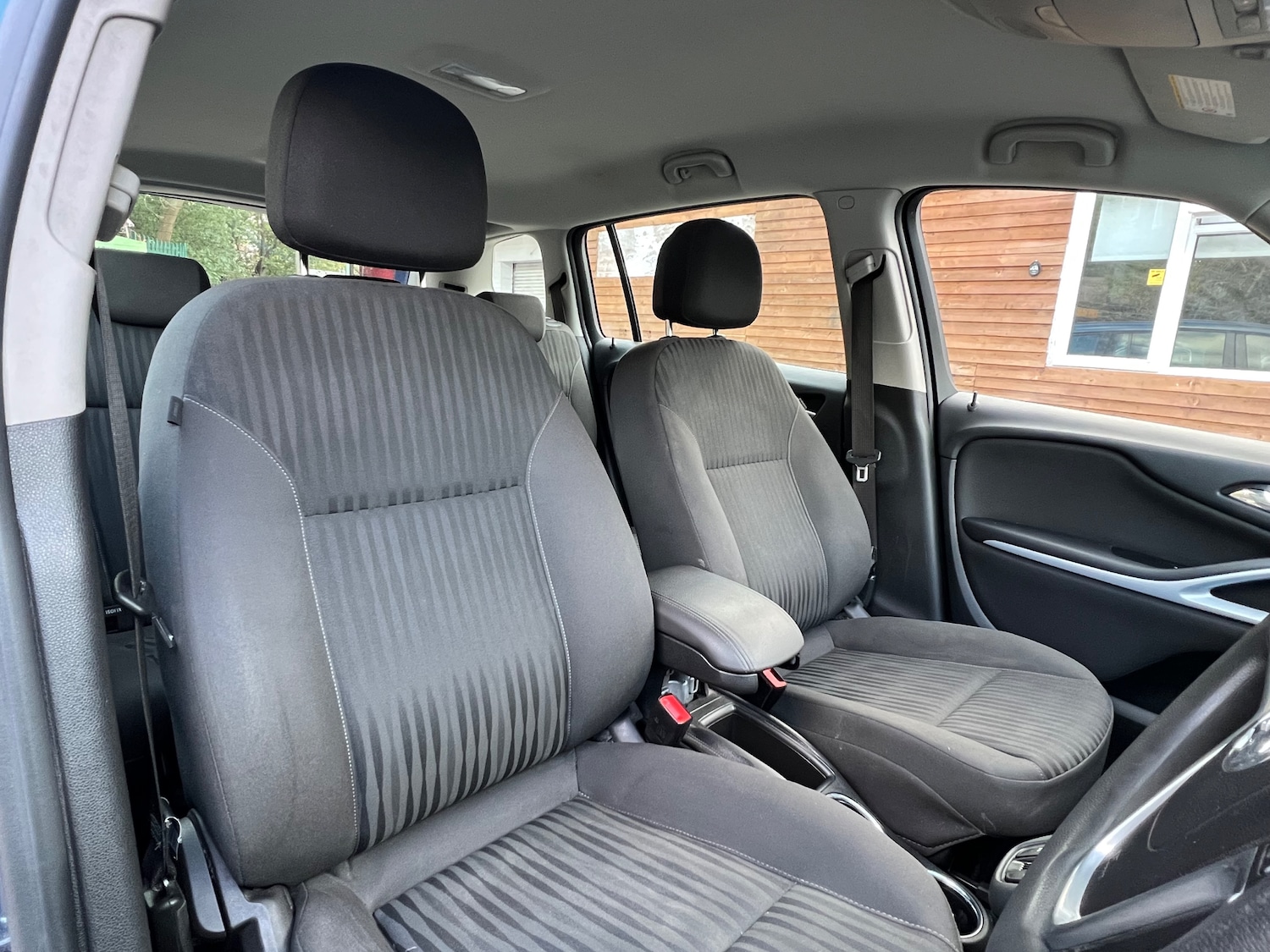 Used Vauxhall Zafira Tourer 2016 for sale - 76373343: Photo 10
