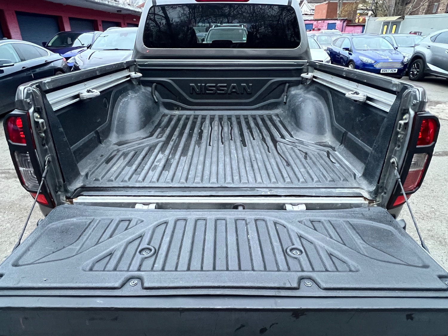 Used Nissan Navara 2017 for sale - 77072155: Photo 12