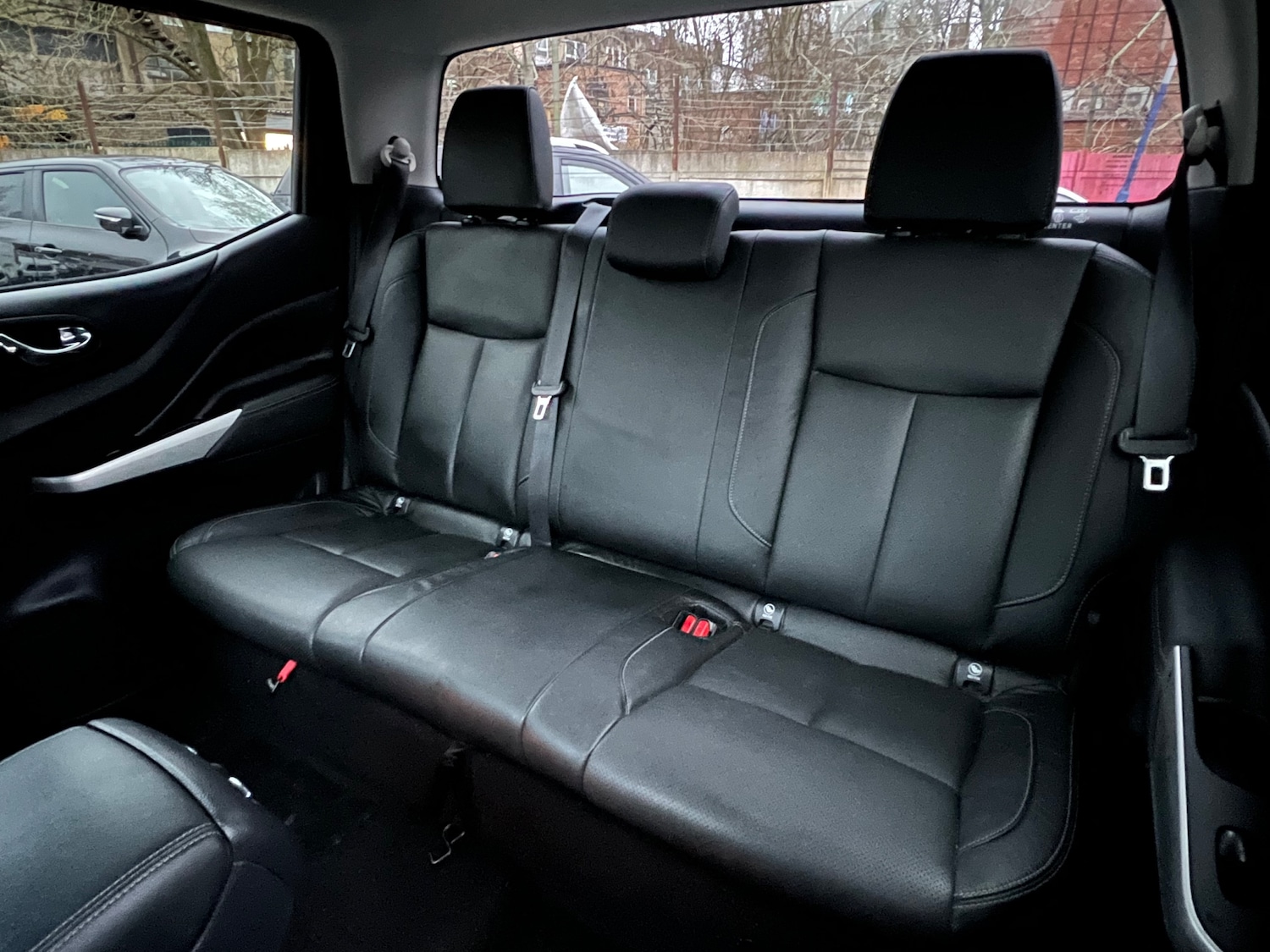 Used Nissan Navara 2017 for sale - 77072155: Photo 14