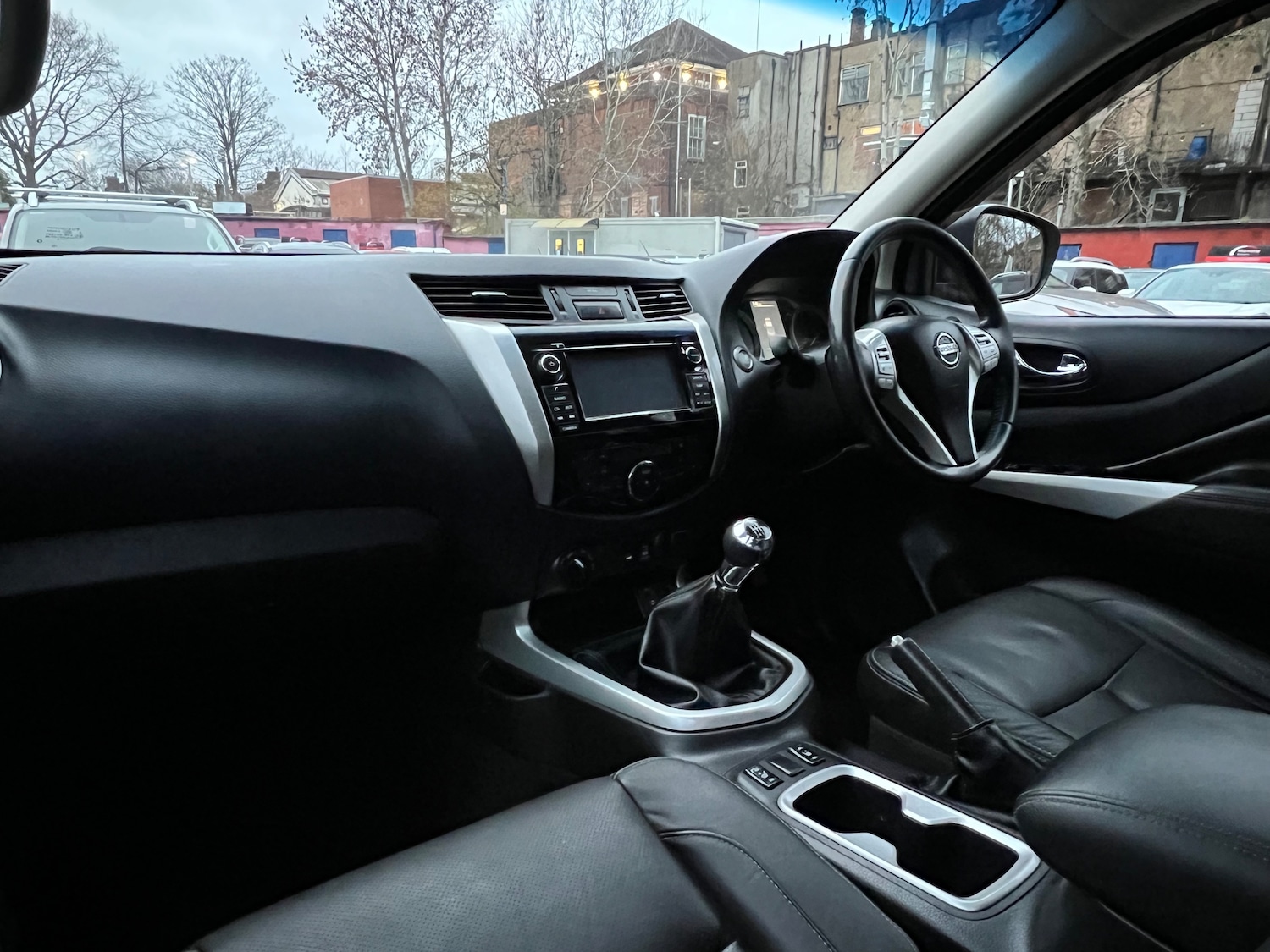 Used Nissan Navara 2017 for sale - 77072155: Photo 16