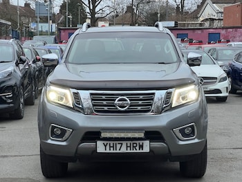Used Nissan Navara 2017 for sale - 77072155: Photo