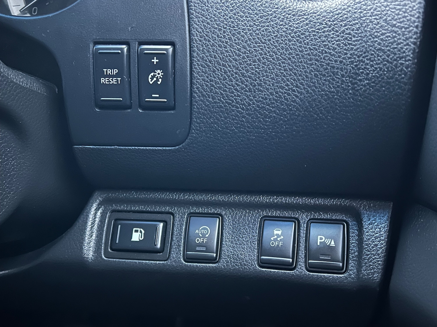 Used Nissan Navara 2017 for sale - 77072155: Photo 35