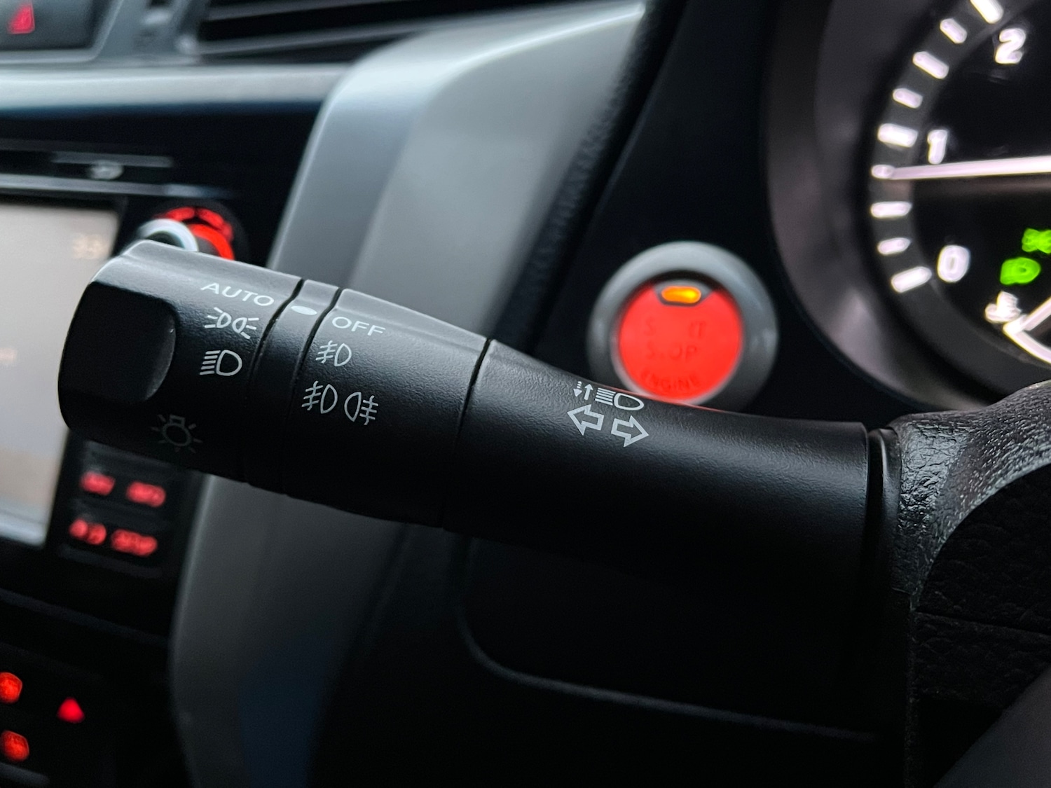 Used Nissan Navara 2017 for sale - 77072155: Photo 37