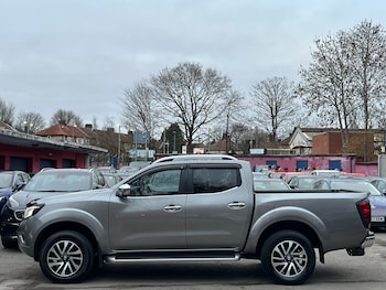 Used Nissan Navara 2017 for sale - 77072155: Photo