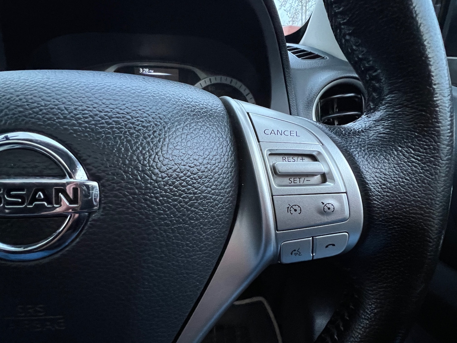 Used Nissan Navara 2019 for sale - 77026676: Photo 23