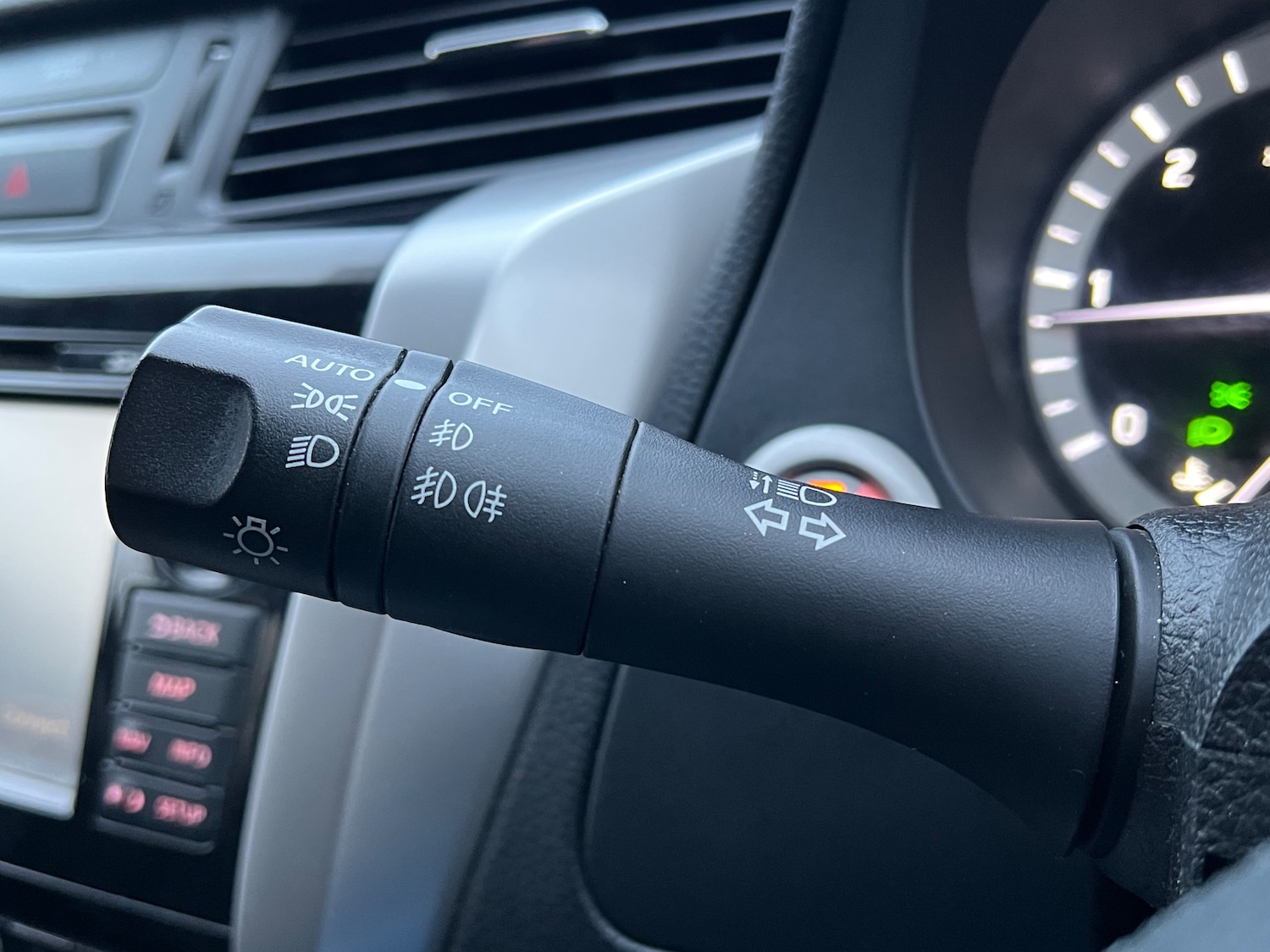 Used Nissan Navara 2019 for sale - 77026676: Photo 35