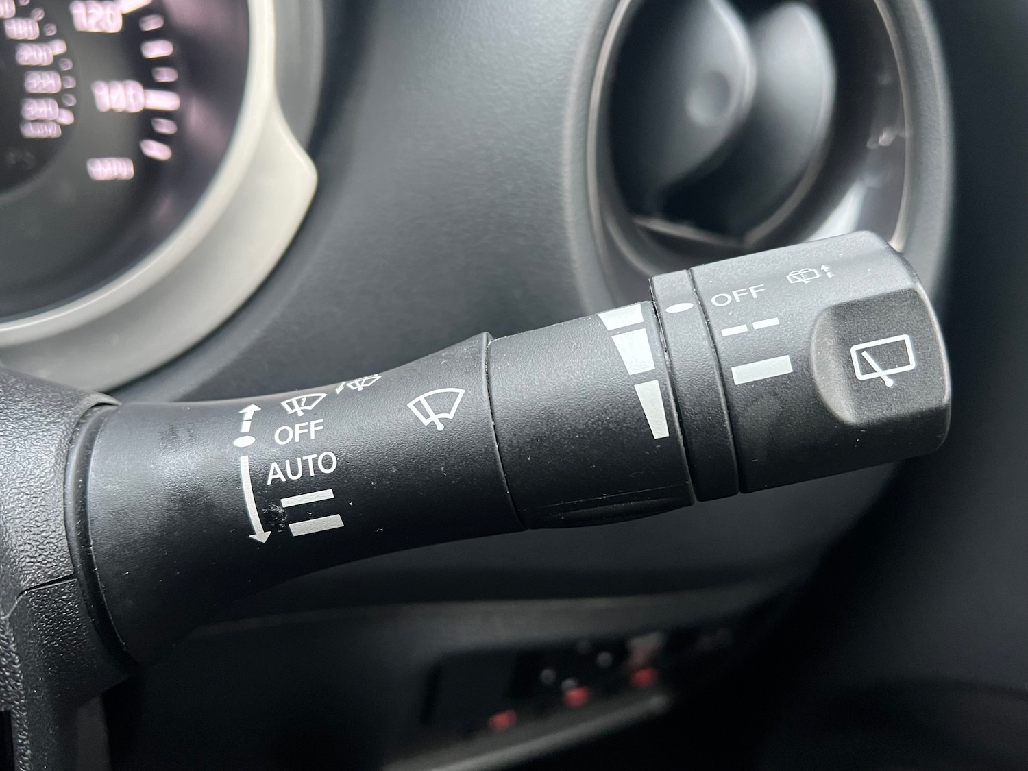 Used Nissan Juke 2019 for sale - 77171412: Photo 35