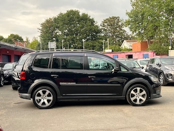 Used Volkswagen Touran 2014 for sale - 75643931: Photo