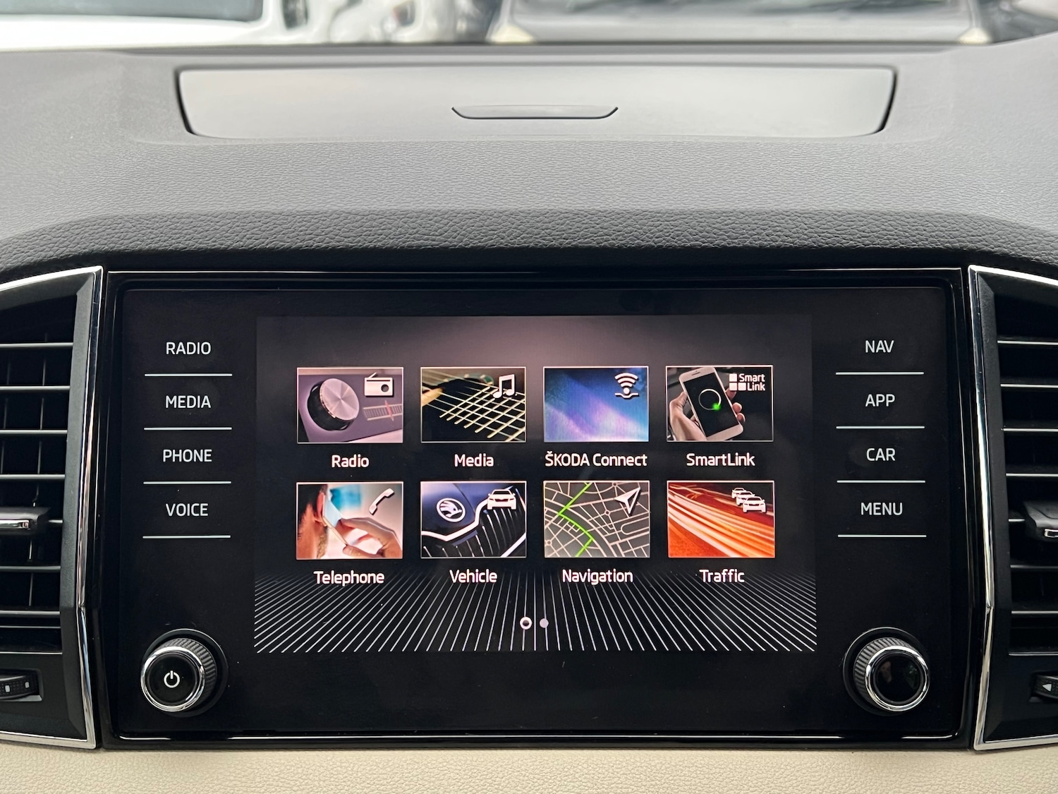 Used Skoda Karoq 2018 for sale - 76273793: Photo 31