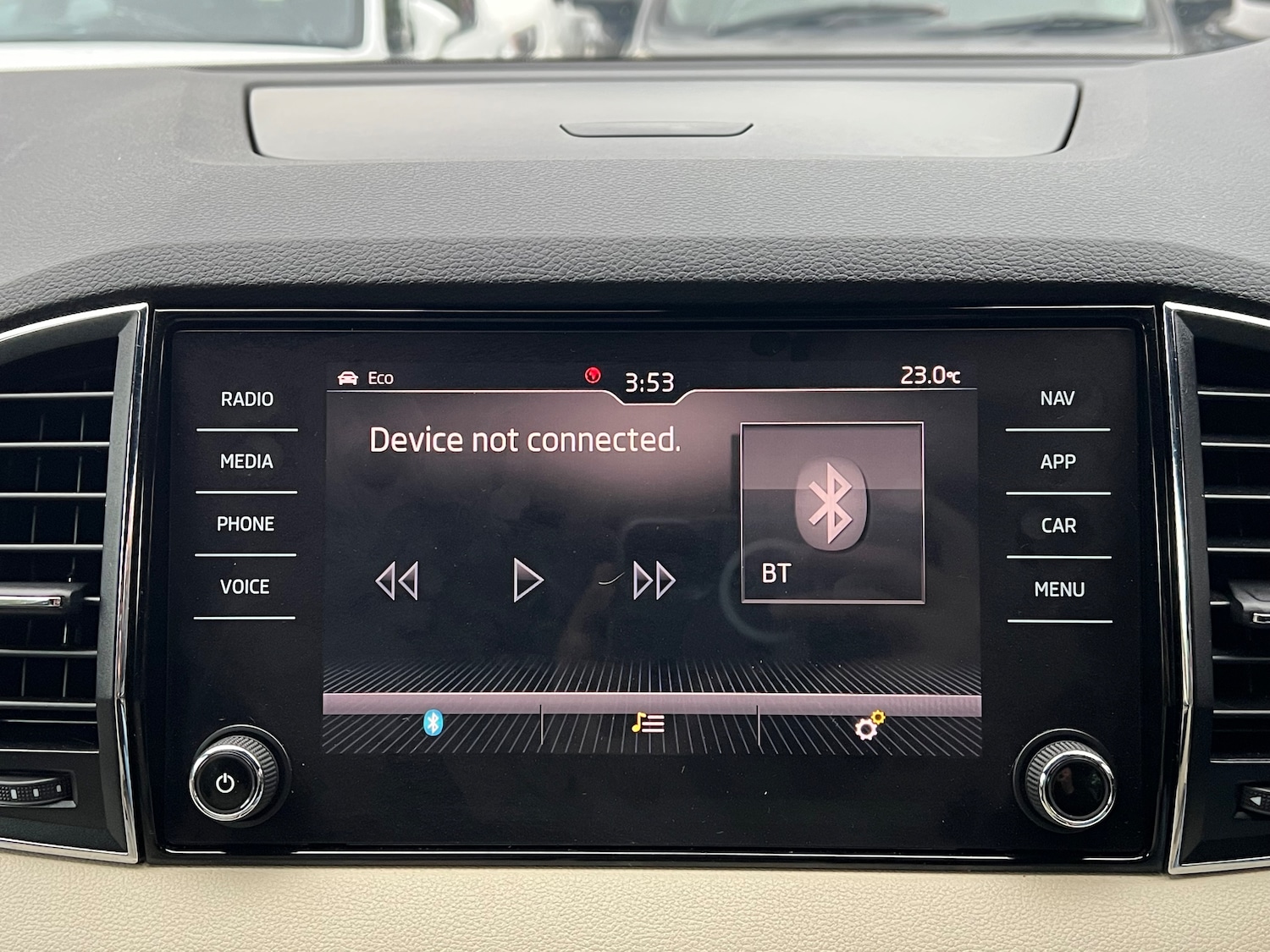 Used Skoda Karoq 2018 for sale - 76273793: Photo 33