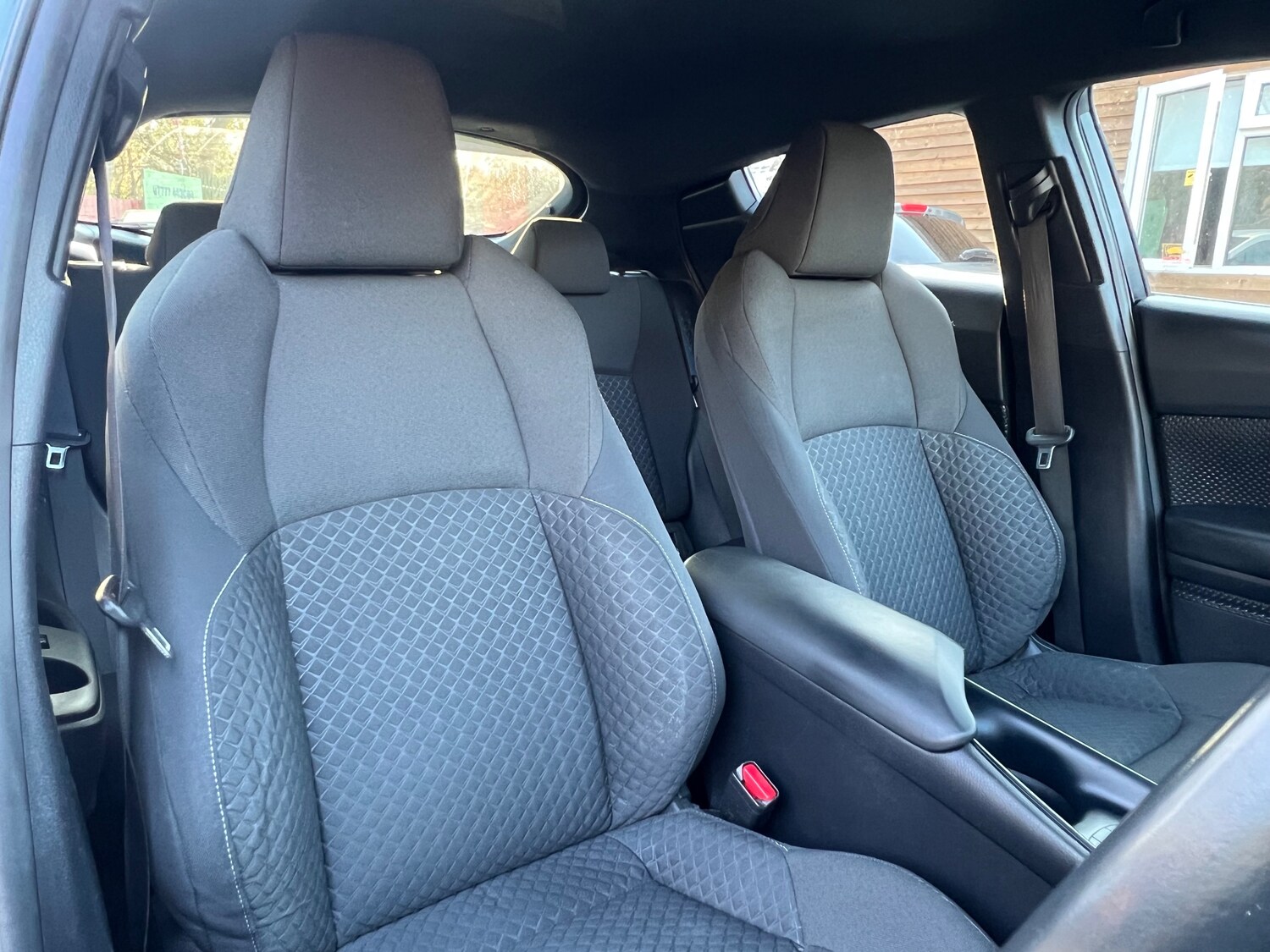 Used Toyota C-HR 2021 for sale - 77989836: Photo 10