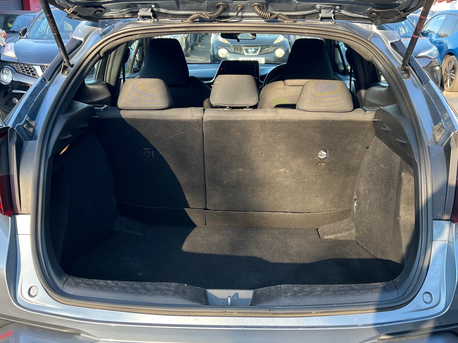 Used Toyota C-HR 2021 for sale - 77989836: Photo 12