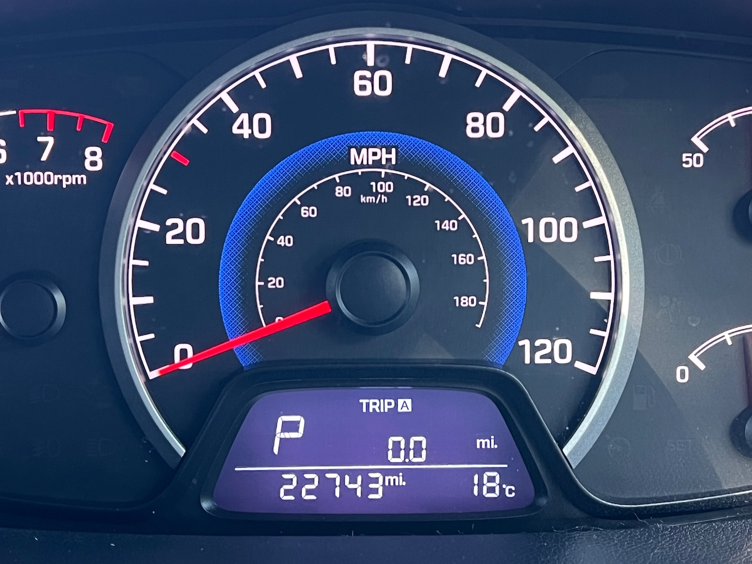 Used Hyundai i10 2018 for sale - 76892349: Photo 23