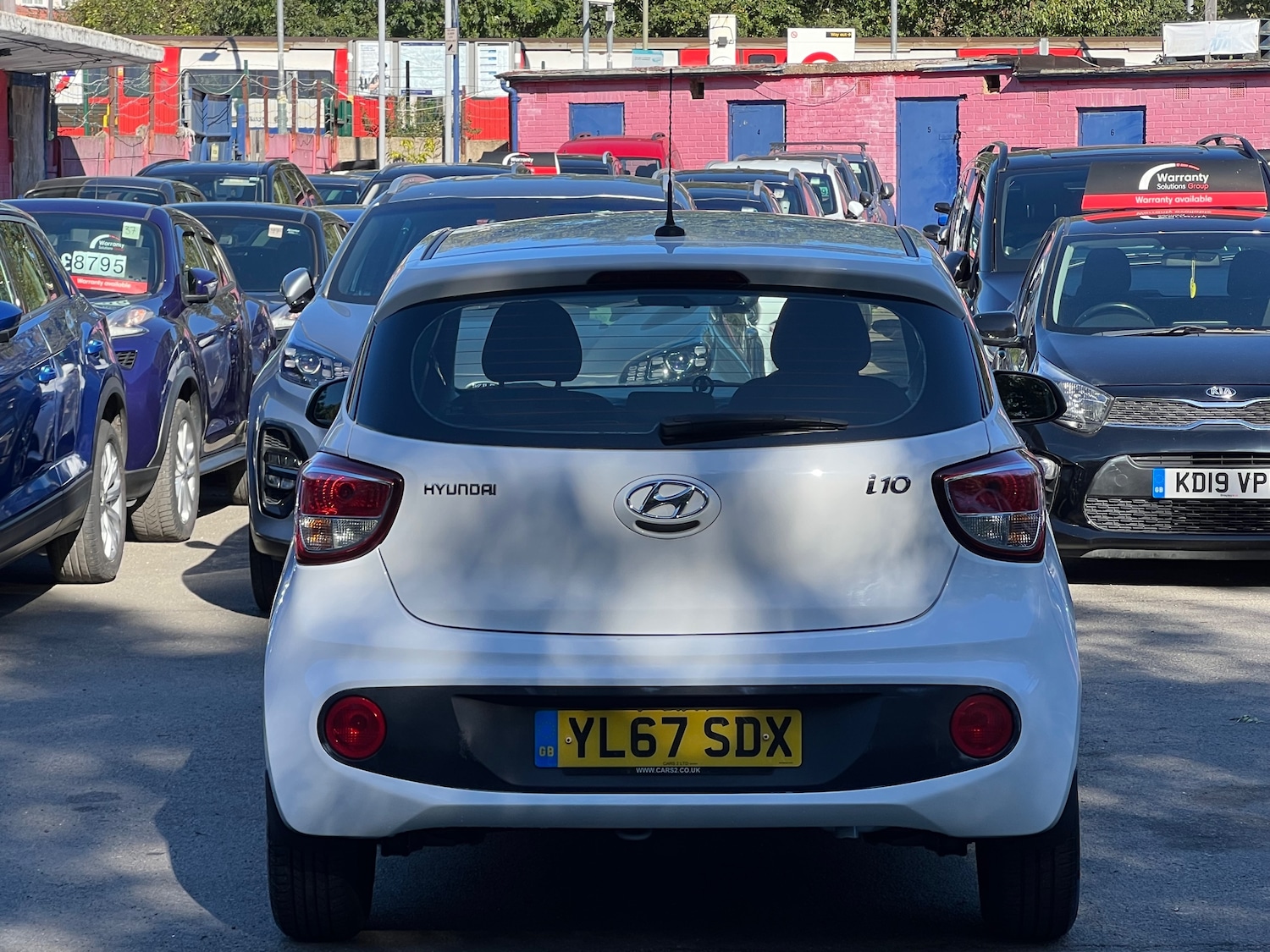 Used Hyundai i10 2018 for sale - 76892349: Photo 6