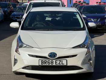 Used Toyota Prius 2018 for sale - 74613970: Photo