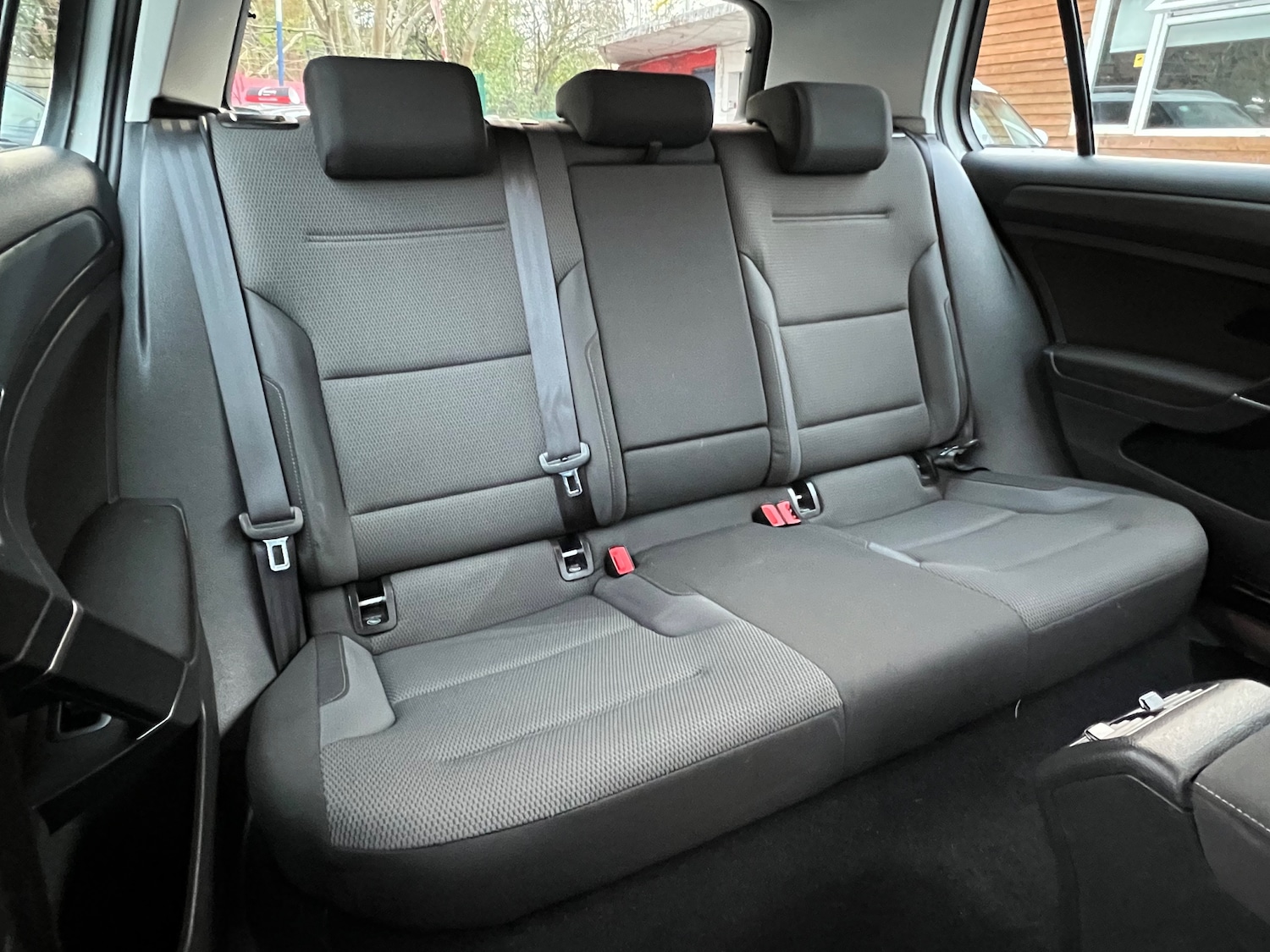 Used Volkswagen Golf 2018 for sale - 76711942: Photo 11