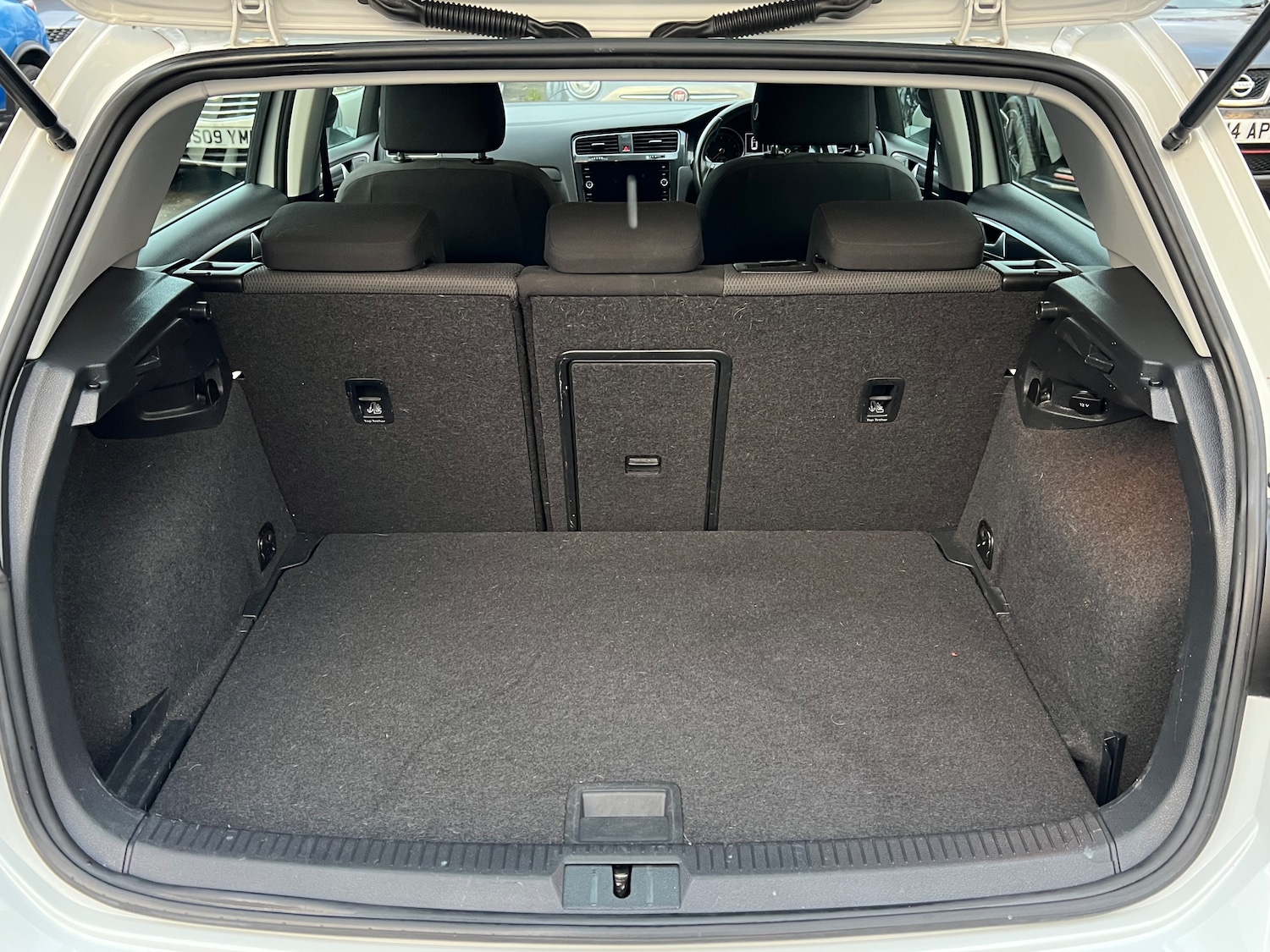 Used Volkswagen Golf 2018 for sale - 76711942: Photo 12