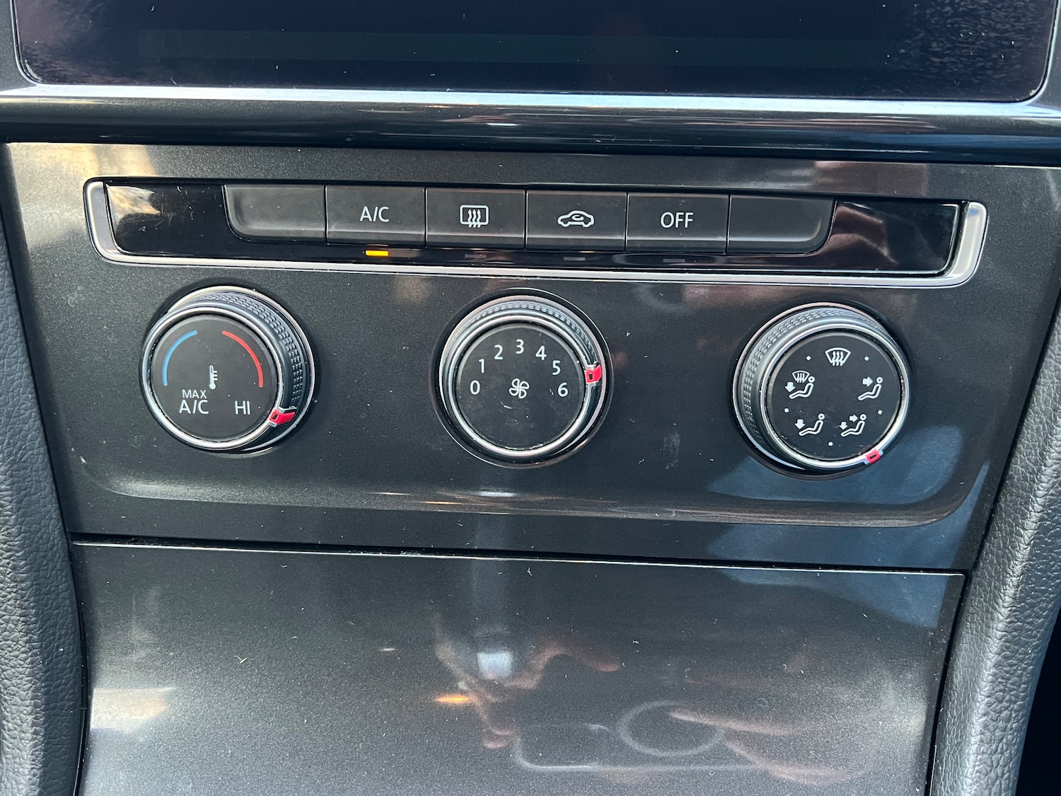 Used Volkswagen Golf 2018 for sale - 76711942: Photo 26