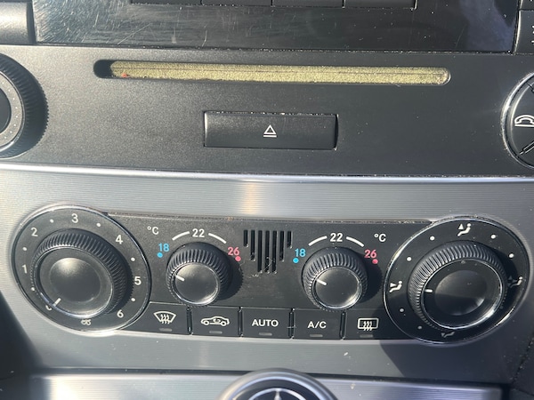 Used Mercedes-Benz C Class 2007 for sale - 75650950: Photo 34