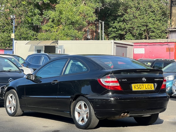 Used Mercedes-Benz C Class 2007 for sale - 75650950: Photo 6