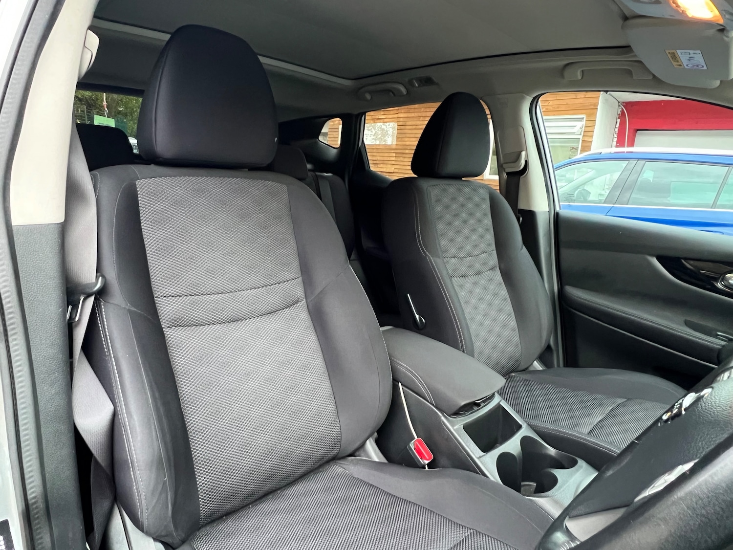 Used Nissan Qashqai 2017 for sale - 76480781: Photo 10