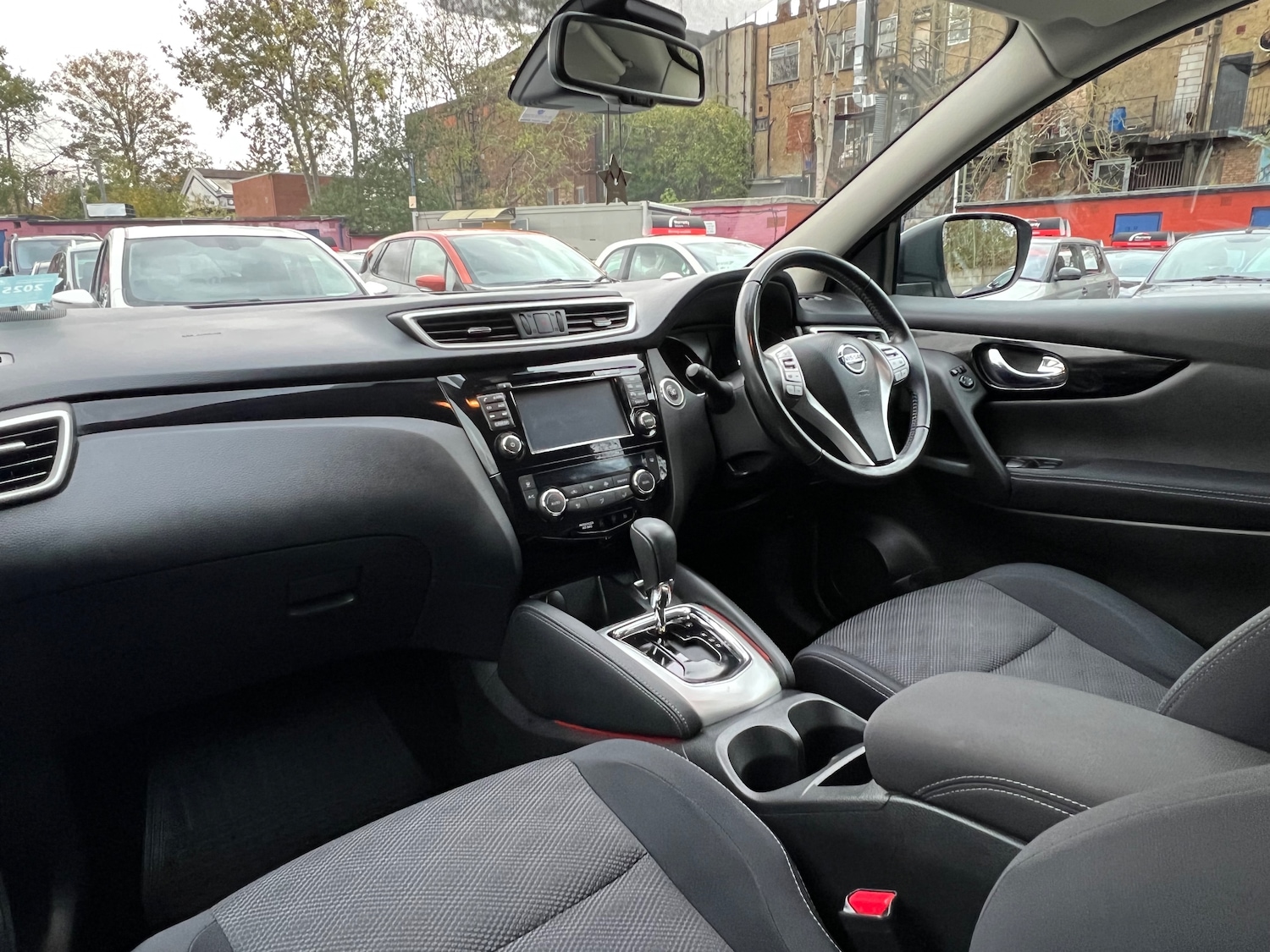 Used Nissan Qashqai 2017 for sale - 76480781: Photo 15