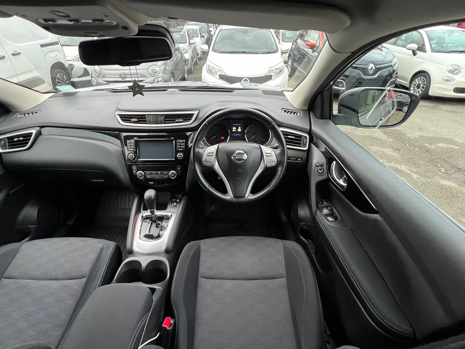 Used Nissan Qashqai 2017 for sale - 76480781: Photo 17